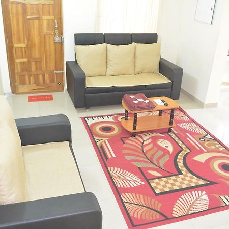 מאיילדותראי Jp Nivaas Guest House מראה חיצוני תמונה