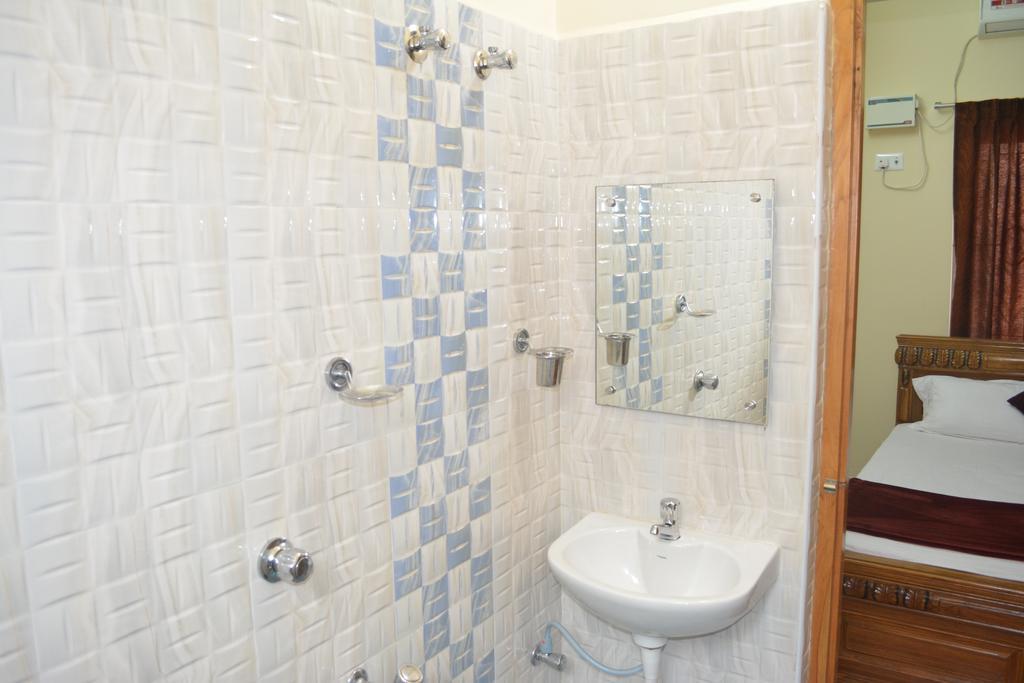 מאיילדותראי Jp Nivaas Guest House מראה חיצוני תמונה