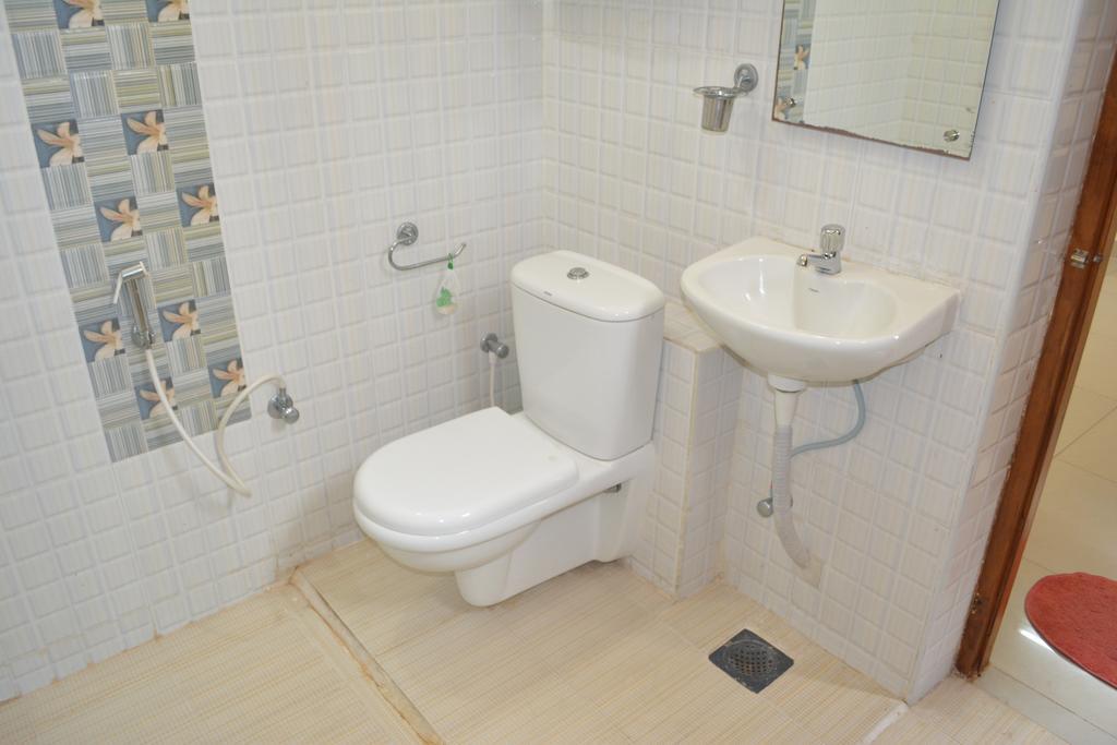 מאיילדותראי Jp Nivaas Guest House מראה חיצוני תמונה